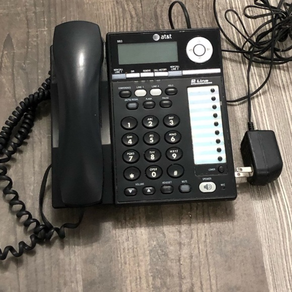 AT&T Corded Telephone with Caller ID - Silver/Black (AT ML17929) - Picture 1 of 4